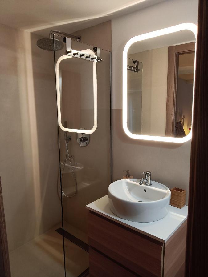 Dimora Agata 21 Hotell Ostuni Exteriör bild
