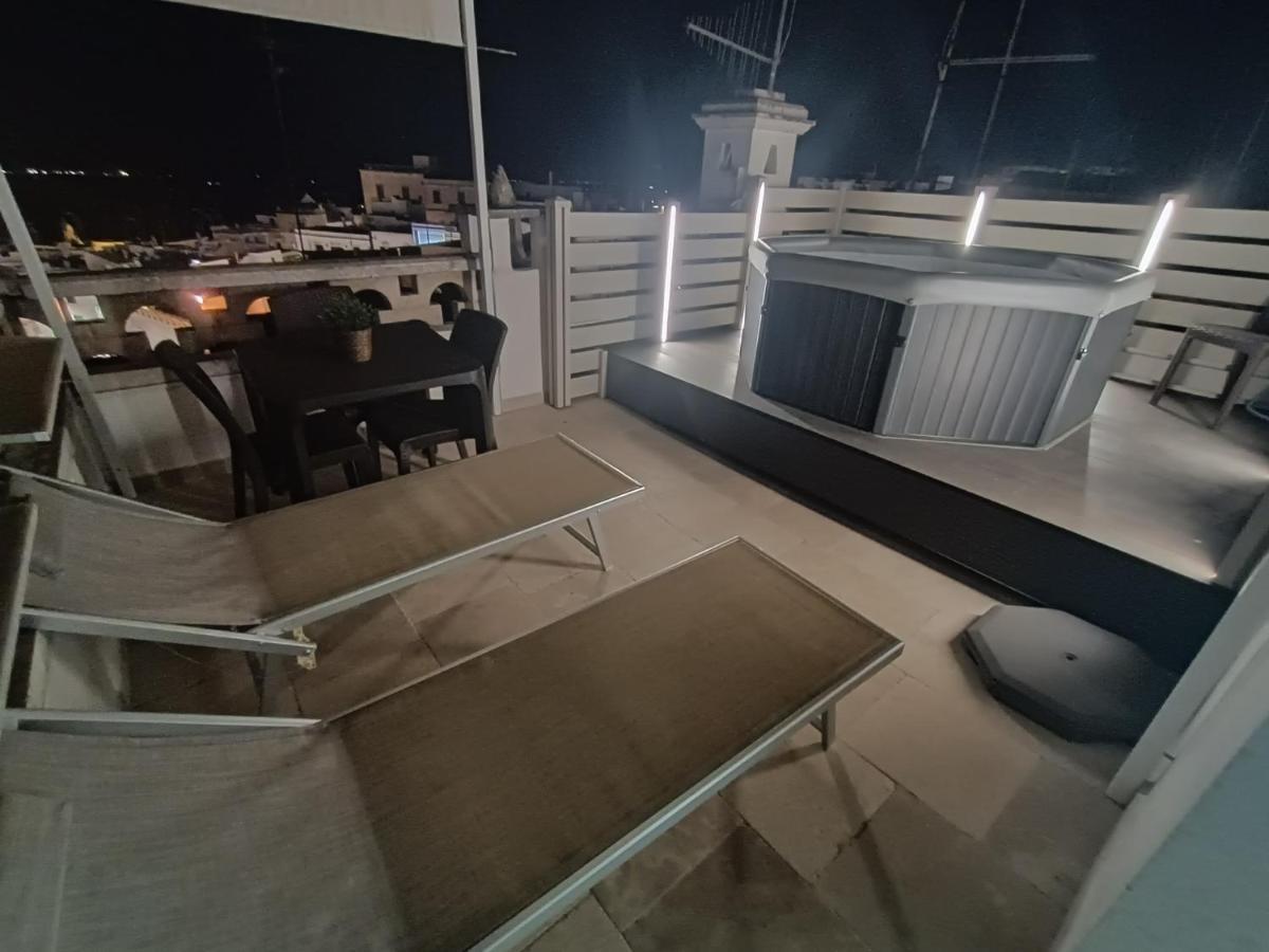 Dimora Agata 21 Hotell Ostuni Exteriör bild